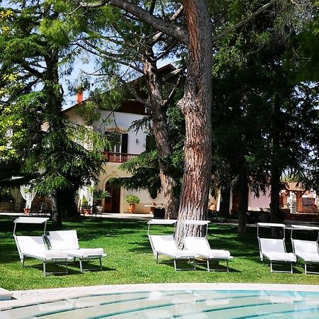 Villa delle Querce Resort Palo del Colle Esterno foto