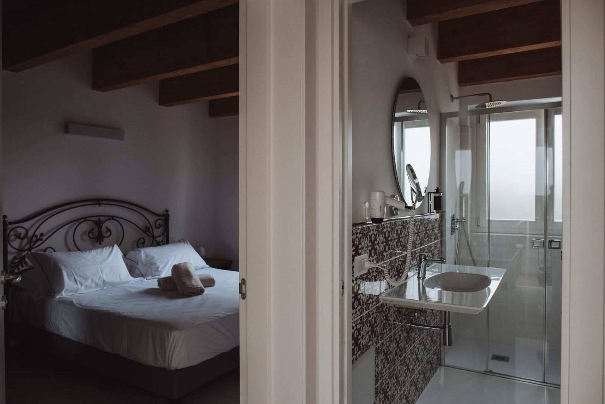 Villa delle Querce Resort Palo del Colle Esterno foto